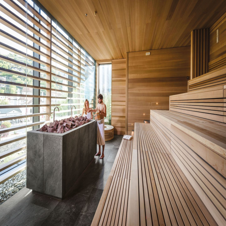 Silver Black mosiaco brick